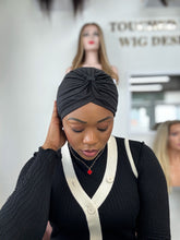 Lade das Bild in den Galerie-Viewer, TBD Satin Turban