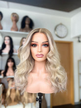 Lade das Bild in den Galerie-Viewer, Paris