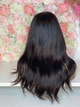 Lade das Bild in den Galerie-Viewer, Thresia