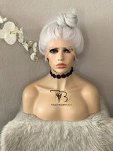 Lade das Bild in den Galerie-Viewer, DAENERYS