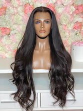 Lade das Bild in den Galerie-Viewer, Alice