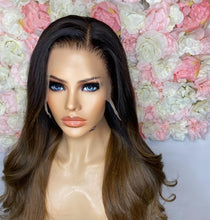 Lade das Bild in den Galerie-Viewer, KELIANE